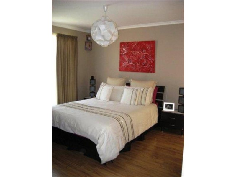 4 Joshua Moore Drive, Horningsea Park NSW 2171