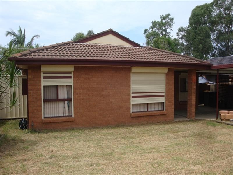 26 Raphael Street, Greenfield Park NSW 2176