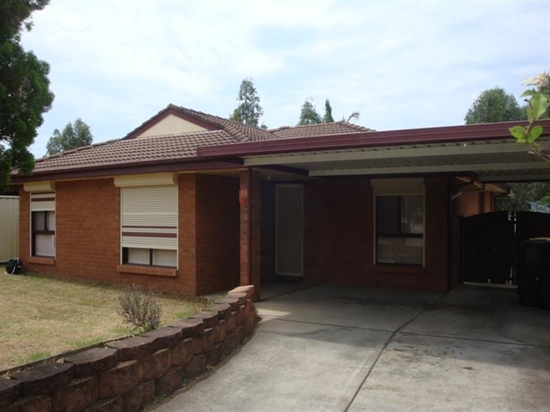 26 Raphael Street, Greenfield Park NSW 2176