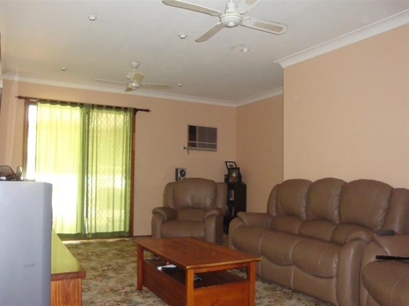 26 Raphael Street, Greenfield Park NSW 2176