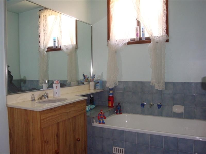 26 Raphael Street, Greenfield Park NSW 2176