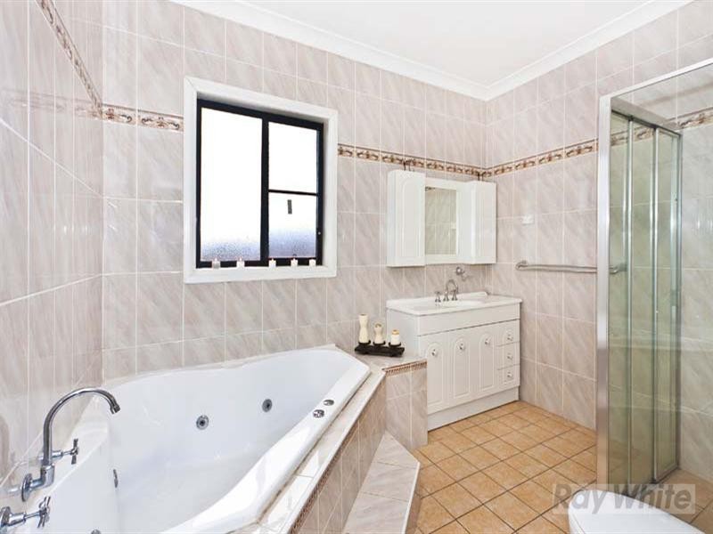 4 Warfield Place, Cecil Hills NSW 2171