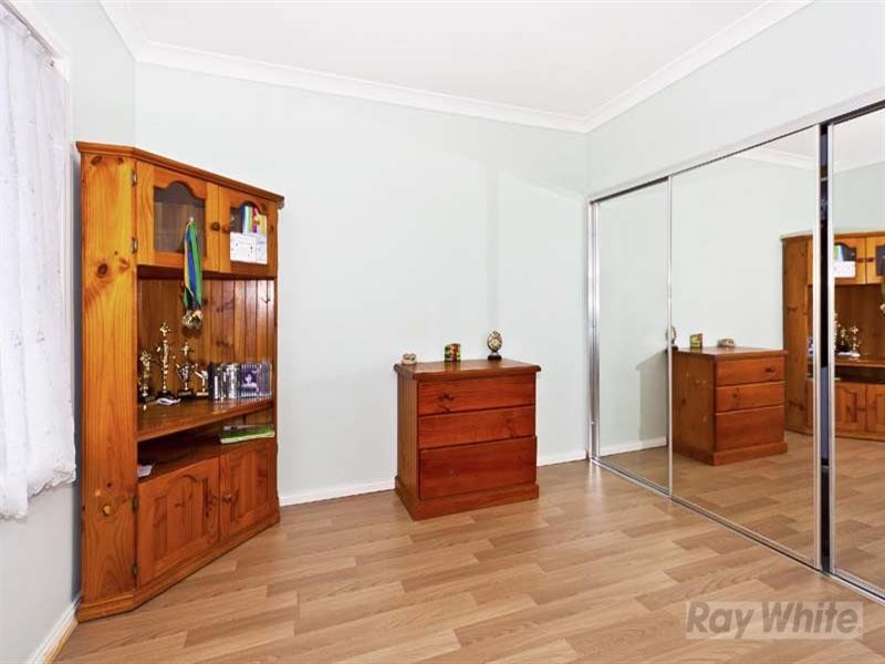 4 Warfield Place, Cecil Hills NSW 2171