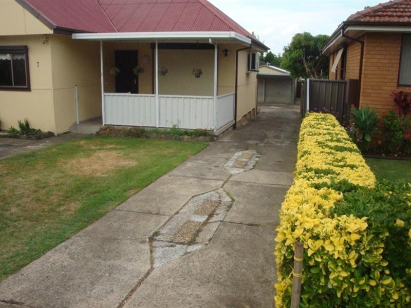 7 Moir Street, Smithfield NSW 2164