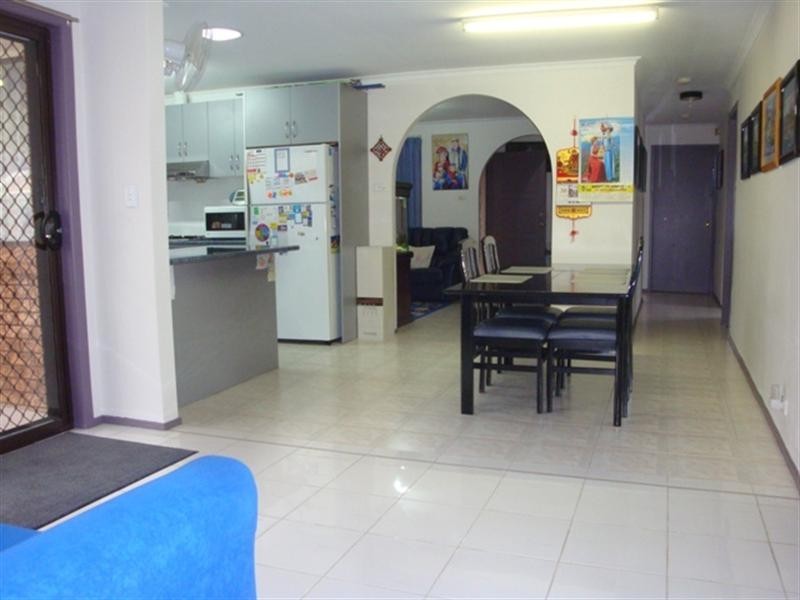 12 Ashgrove Street, St Johns Park NSW 2176