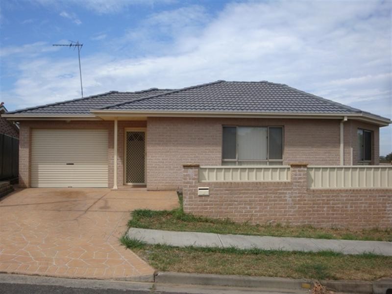 1 Groote Avenue, Hinchinbrook NSW 2168