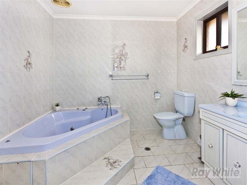 50 Greenfield Road, Greenfield Park NSW 2176