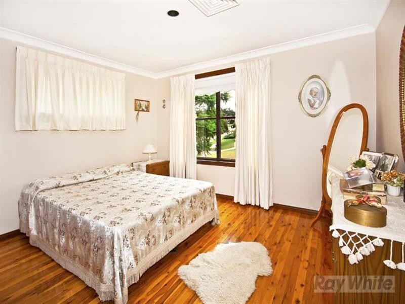 18 Revingstone Street, Prairiewood NSW 2176