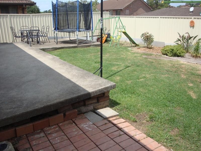 120 Quarry Road, Bossley Park NSW 2176