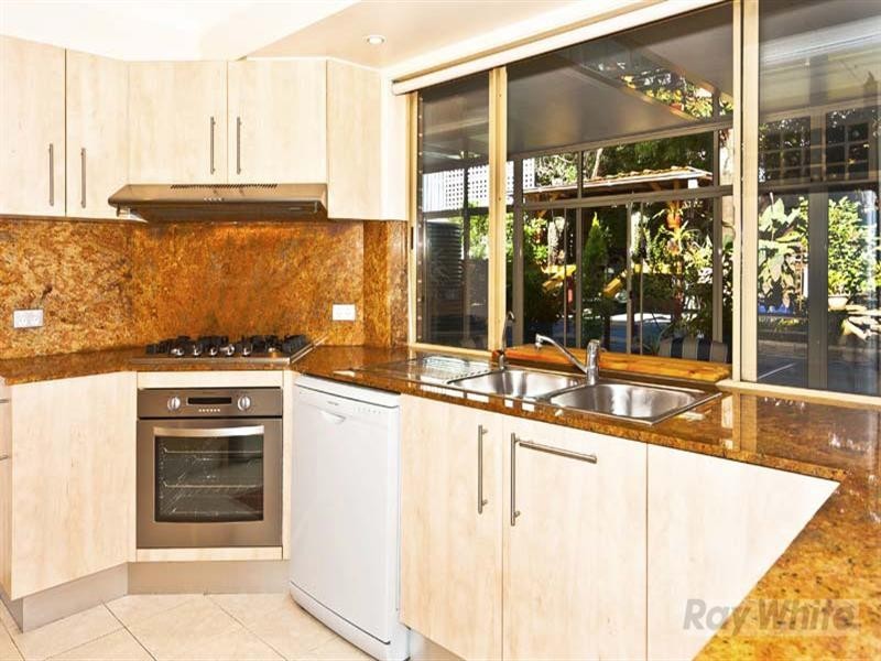 15 Dixon Street, Abbotsbury NSW 2176