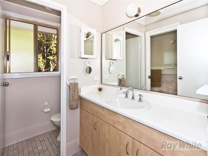 15 Dixon Street, Abbotsbury NSW 2176