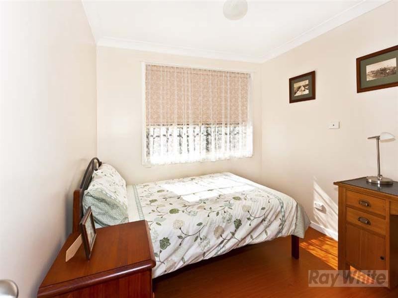 15 Dixon Street, Abbotsbury NSW 2176