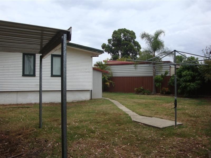 13 Edel Place, Fairfield West NSW 2165