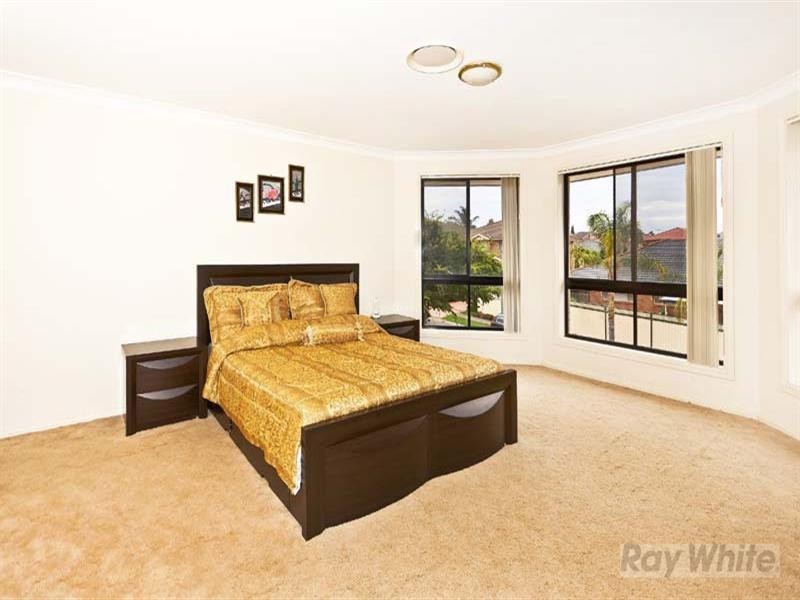 76 Middlehope Street, Bonnyrigg Heights NSW 2177