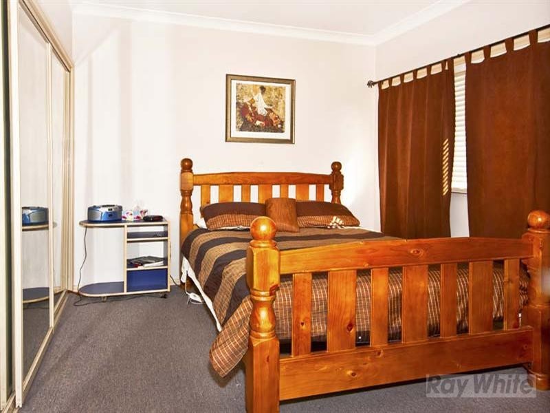 23 Garrison Road, Bossley Park NSW 2176
