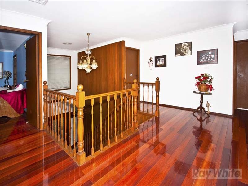 2 Naman Place, Bossley Park NSW 2176