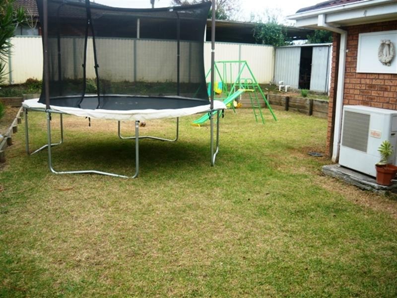 4 Ben Lomond Street, Bossley Park NSW 2176