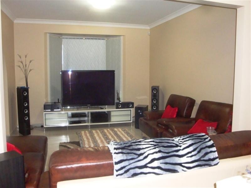 12 Earl Place, Cecil Hills NSW 2171