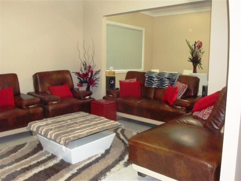 12 Earl Place, Cecil Hills NSW 2171