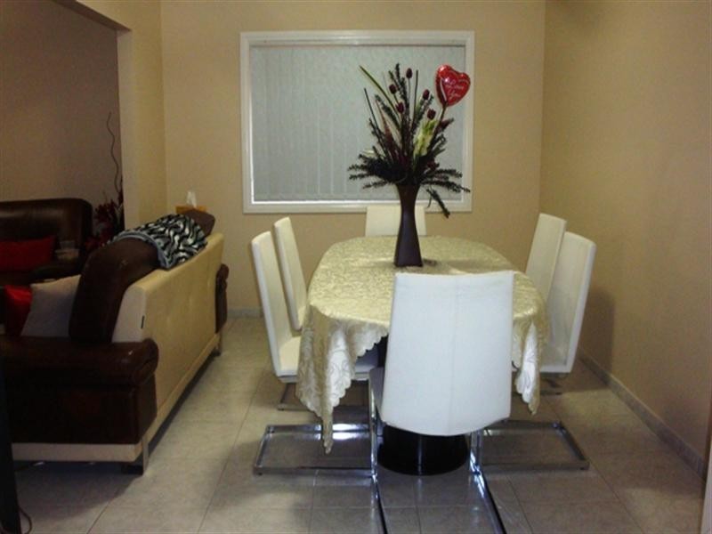 12 Earl Place, Cecil Hills NSW 2171