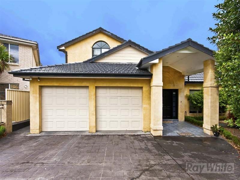 4 Rabaul Close, Bossley Park NSW 2176
