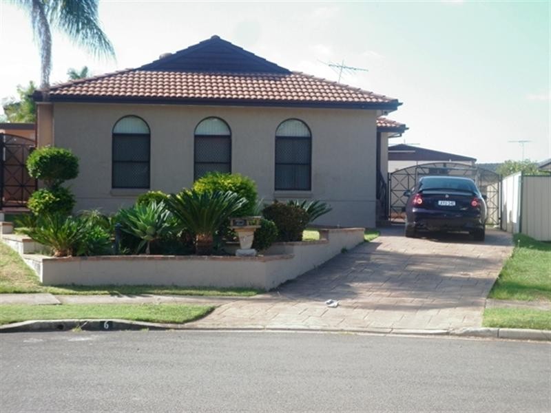 6 O’Dowd Close, Edensor Park NSW 2176