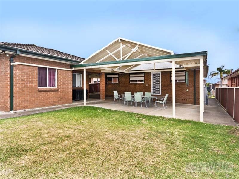 29 Lyell Street, Bossley Park NSW 2176