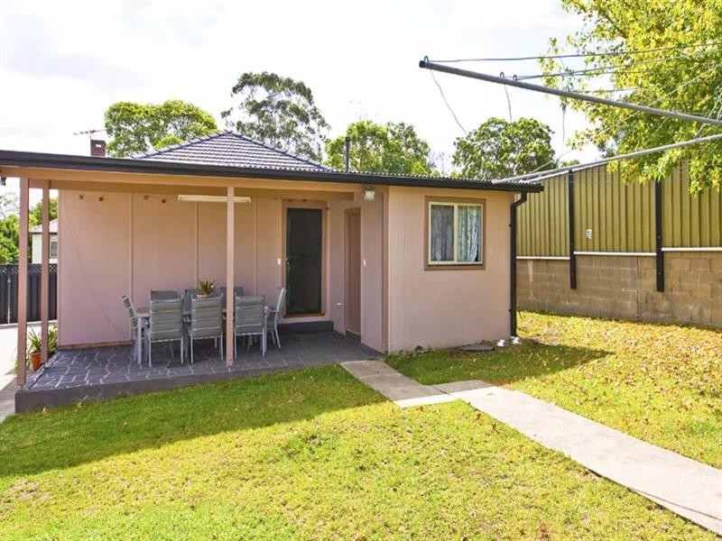 28 Neerini Avenue, Smithfield NSW 2164