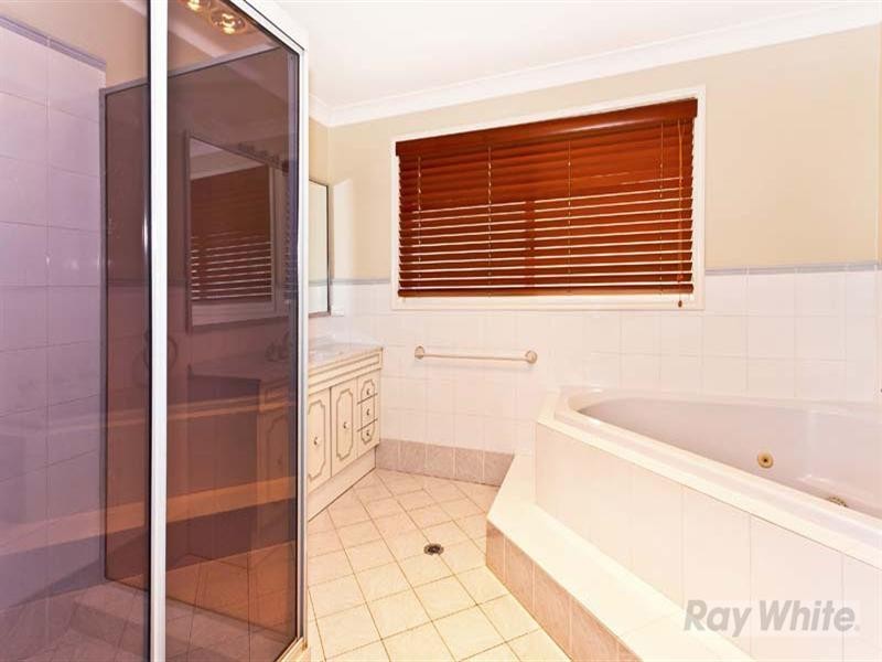 3 Lanceley Place, Abbotsbury NSW 2176