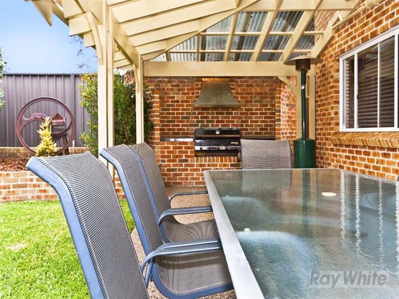 3 Lanceley Place, Abbotsbury NSW 2176