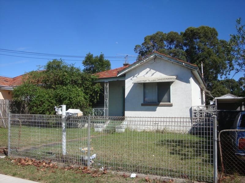 43 Ascot Street, Canley Heights NSW 2166