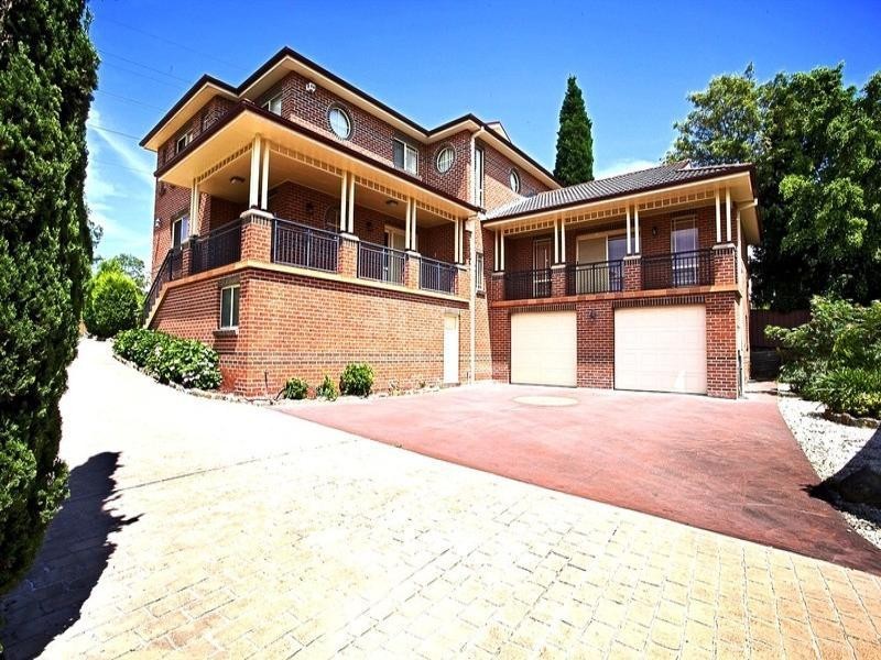 37 Begovich Crescent, Bossley Park NSW 2176