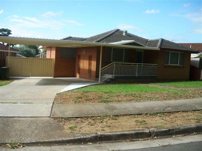3 Maugham Crescent, Wetherill Park NSW 2164