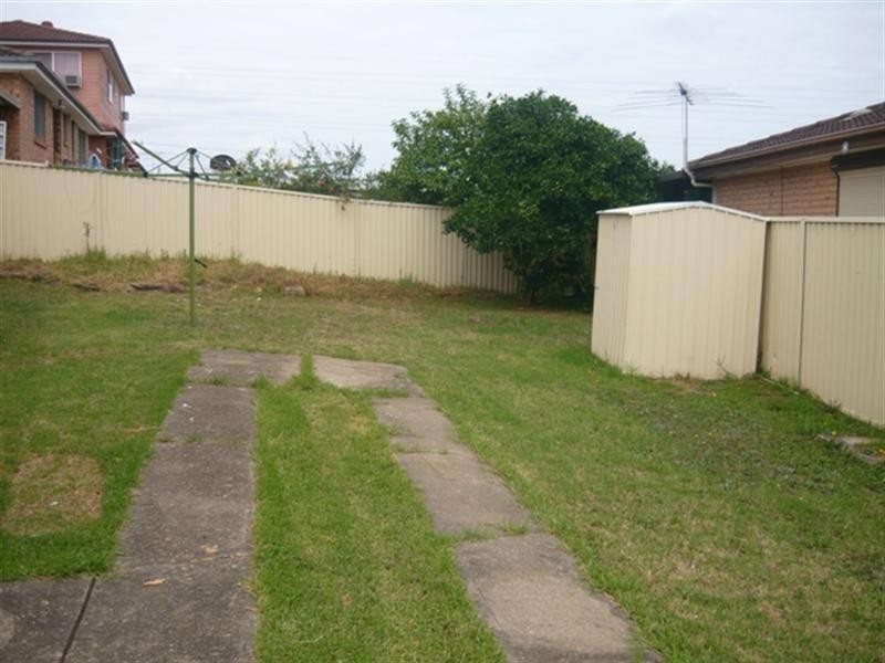 73 Aplin Road, Bonnyrigg NSW 2177