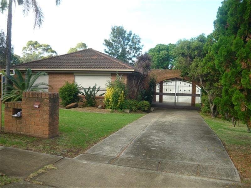 27 Hornet Street, Greenfield Park NSW 2176