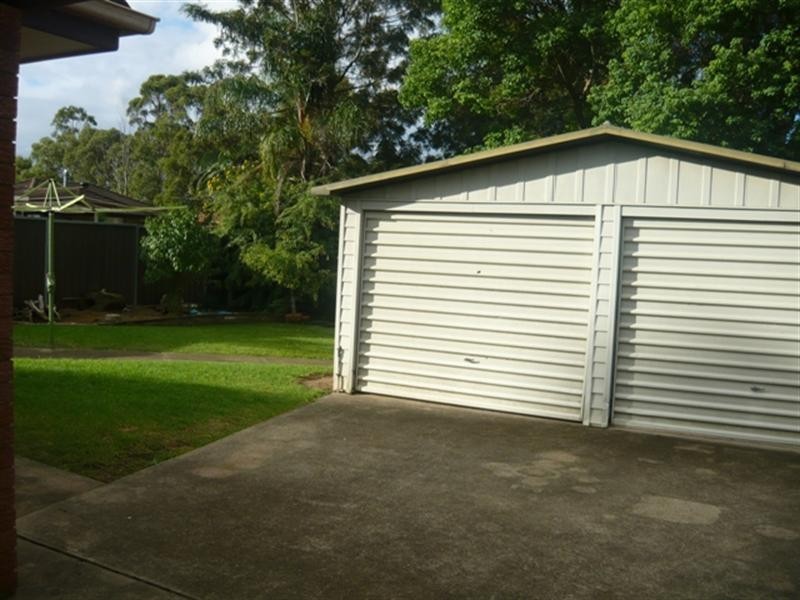 27 Hornet Street, Greenfield Park NSW 2176