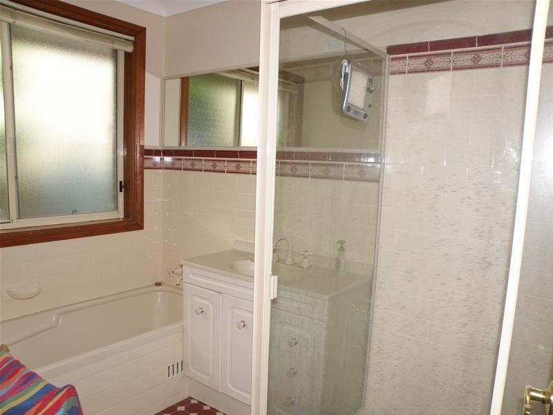 2 Swallow Place, Hinchinbrook NSW 2168