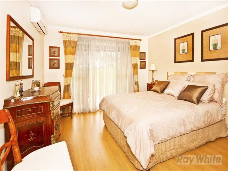 22 Dalbertis Street, Abbotsbury NSW 2176