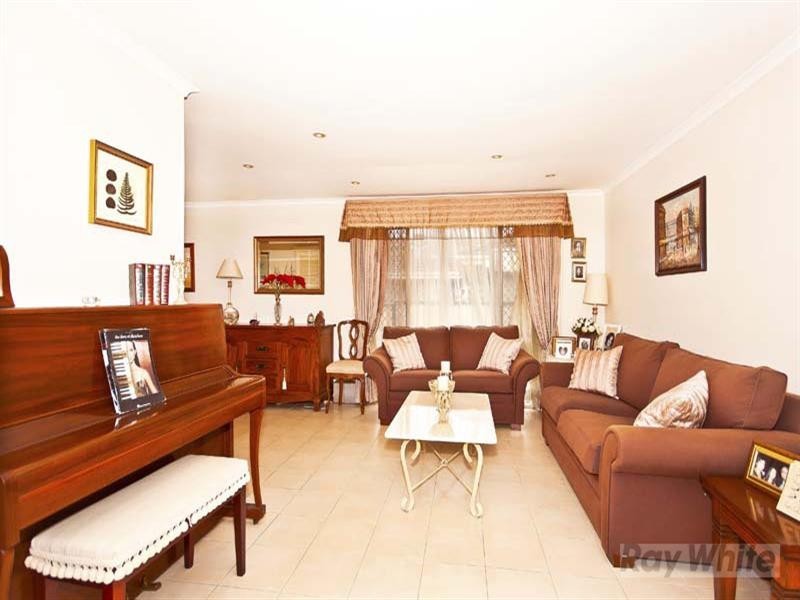 22 Dalbertis Street, Abbotsbury NSW 2176