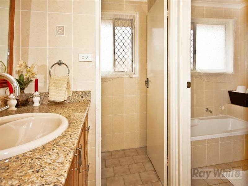 22 Dalbertis Street, Abbotsbury NSW 2176