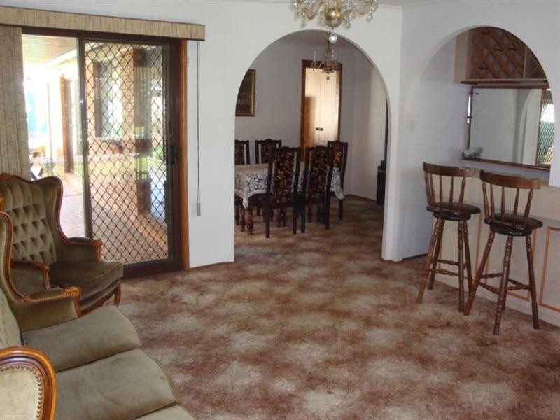 78 Roland Street, Bossley Park NSW 2176