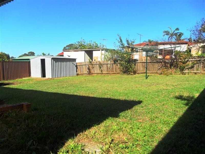 36 Stockdale Crescent, Abbotsbury NSW 2176