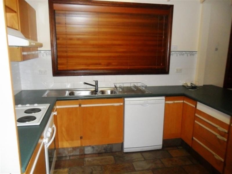 4 Glen Osmond Crescent, Bossley Park NSW 2176