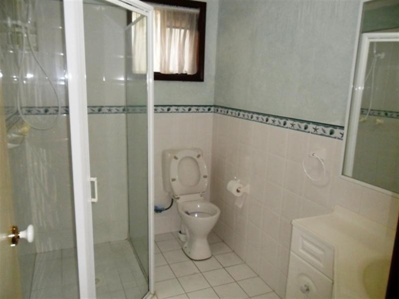 4 Glen Osmond Crescent, Bossley Park NSW 2176