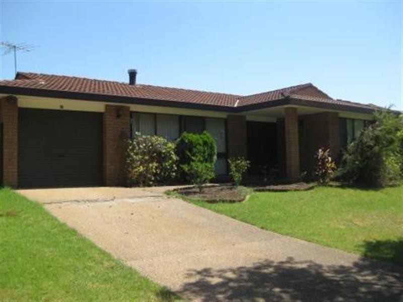 64 Glen Elgin Crescent, Edensor Park NSW 2176