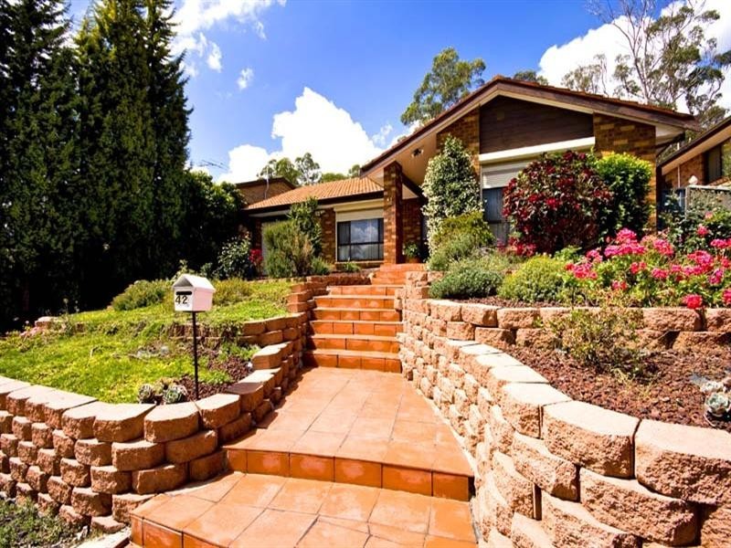 42 Castlereagh Street, Bossley Park NSW 2176