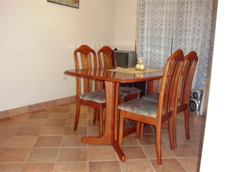 42 Castlereagh Street, Bossley Park NSW 2176