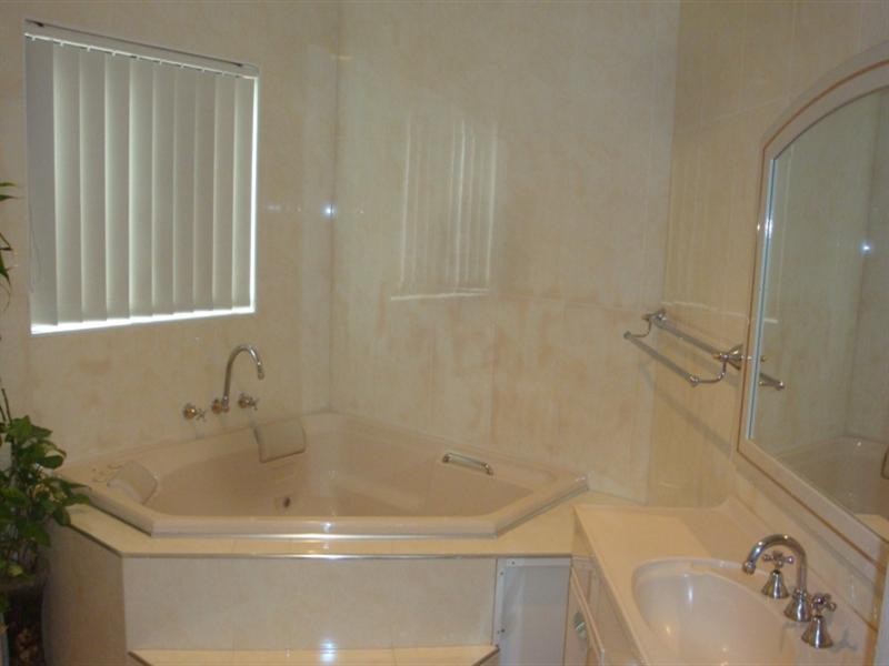 6 Jaquetta Close, Cecil Hills NSW 2171