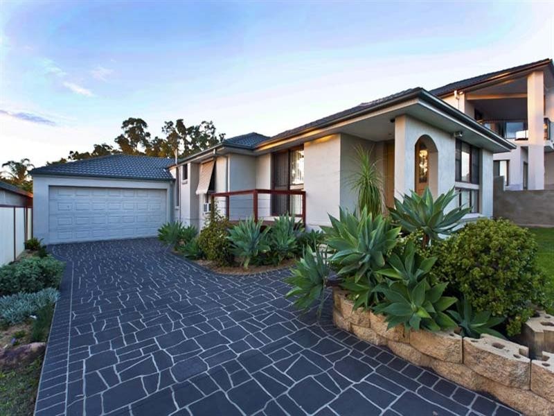 6 Murrumbidgee Street, Bossley Park NSW 2176