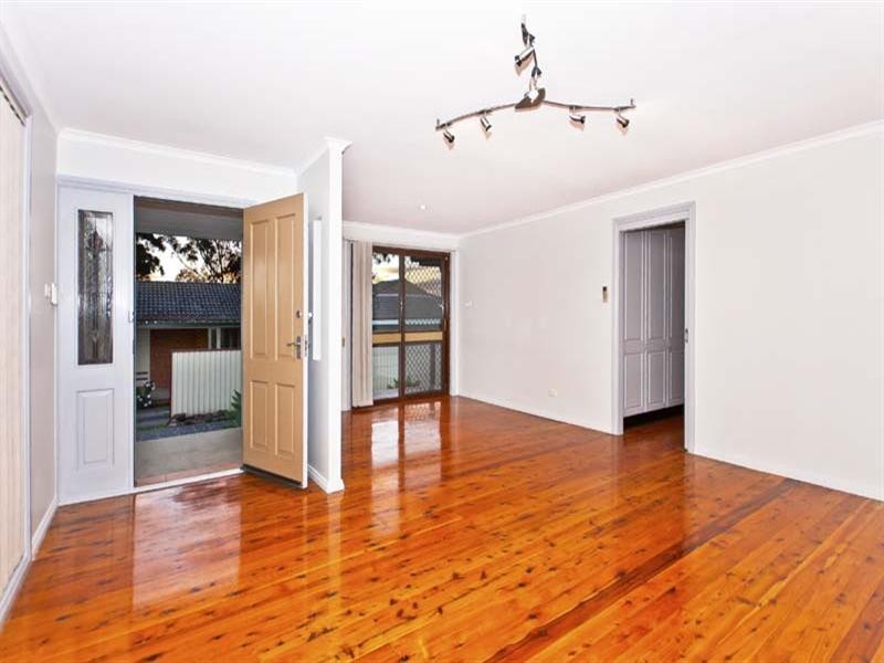 6 Murrumbidgee Street, Bossley Park NSW 2176